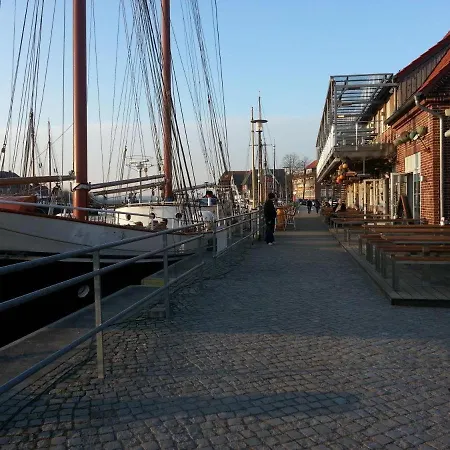 Altes Strandhus Casa Strandmuschel アパート *