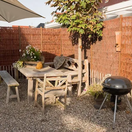 Altes Strandhus Casa Strandmuschel アパート